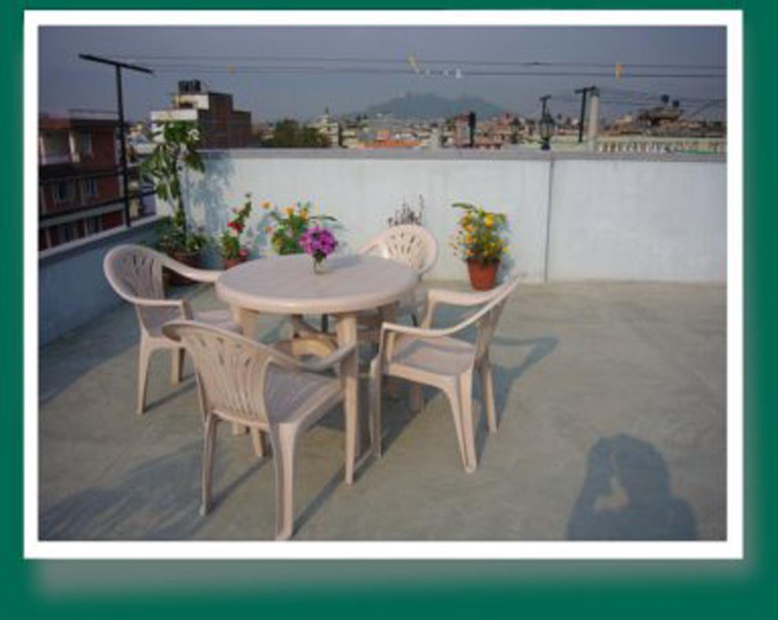 Le Rhododendron Chambres D'Hotes Kathmandu Exterior foto