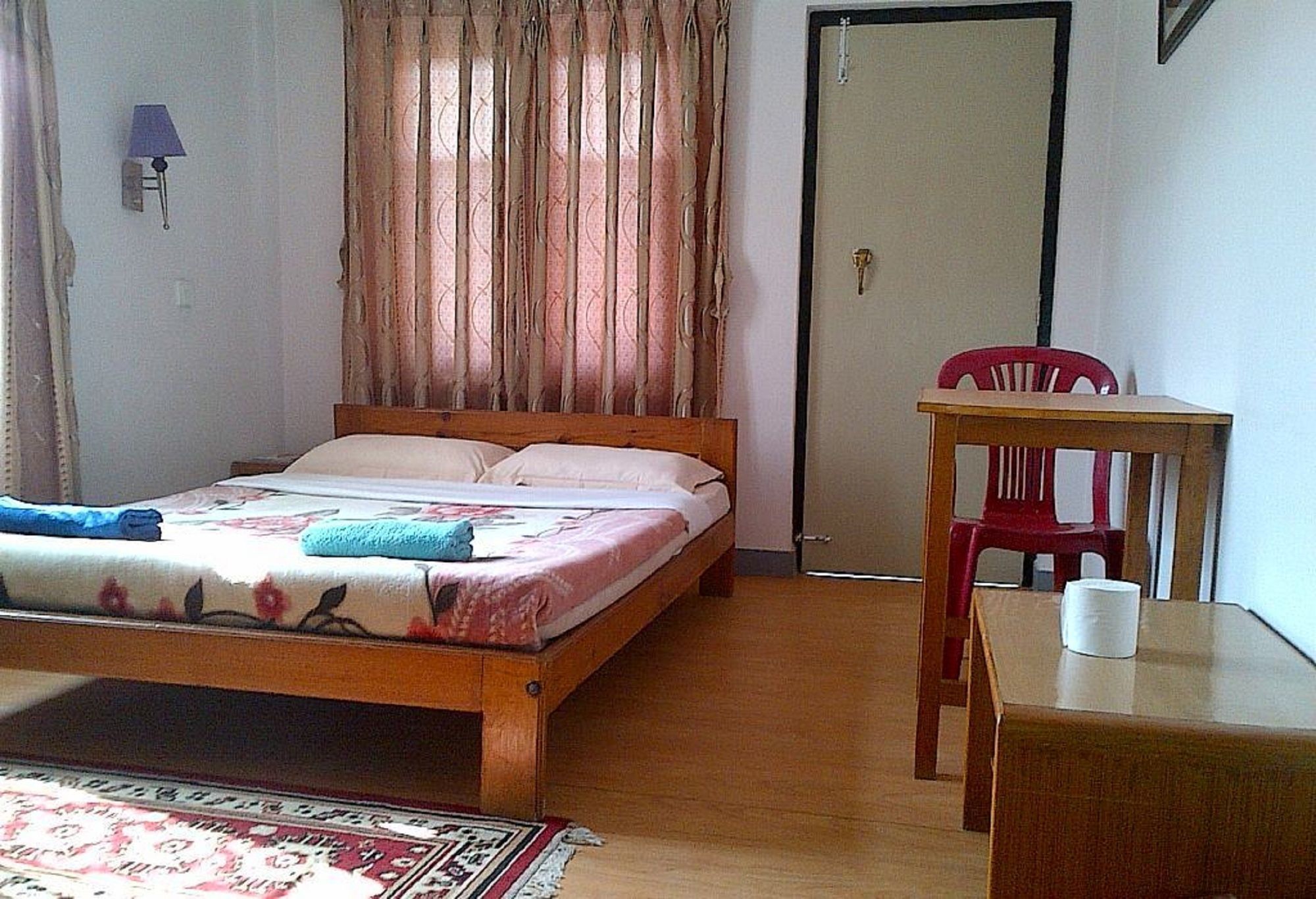 Le Rhododendron Chambres D'Hotes Kathmandu Exterior foto