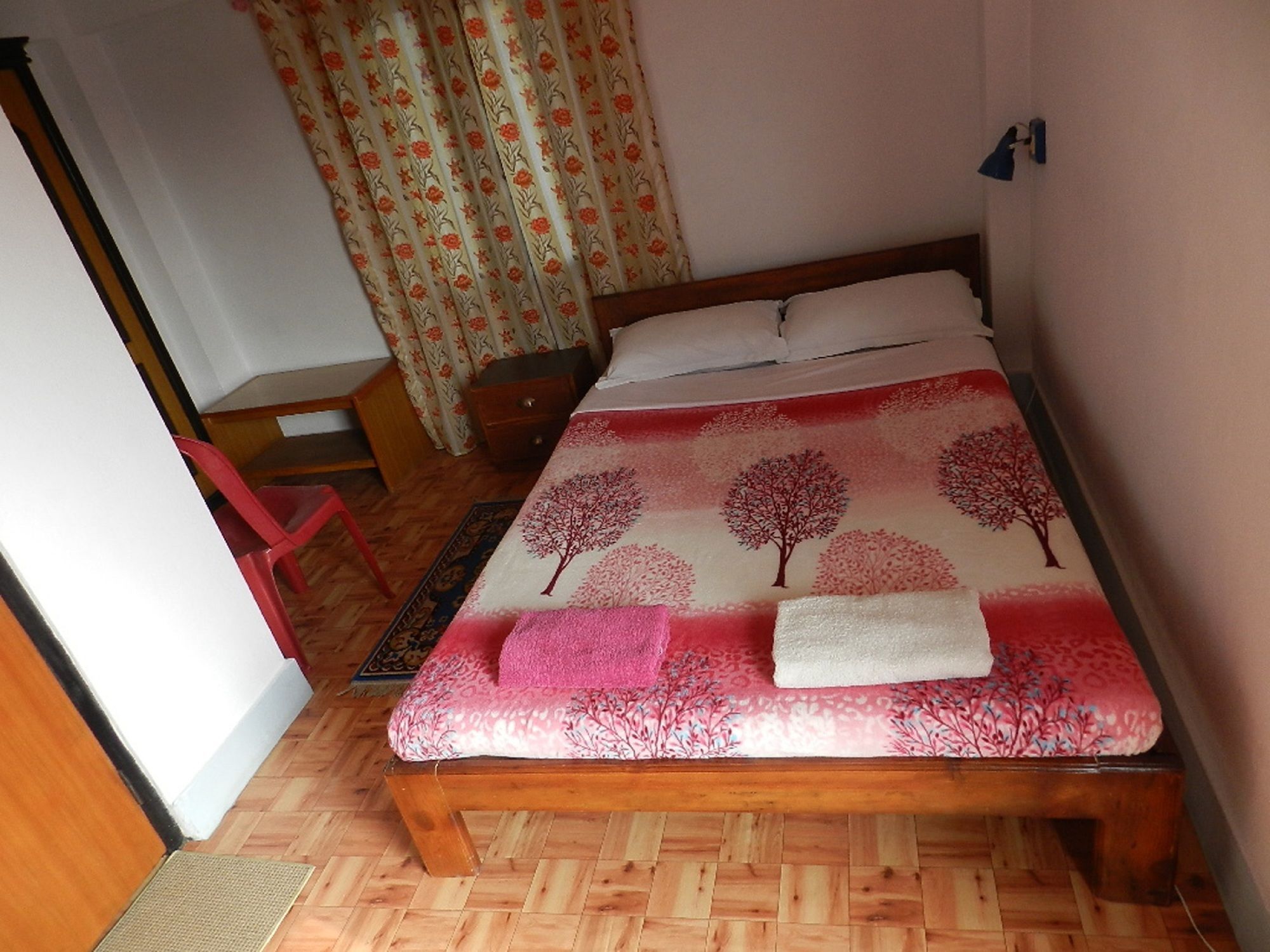 Le Rhododendron Chambres D'Hotes Kathmandu Exterior foto